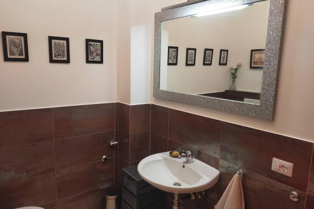 Poggio Ai Grilli Apartment Certaldo Bagian luar foto